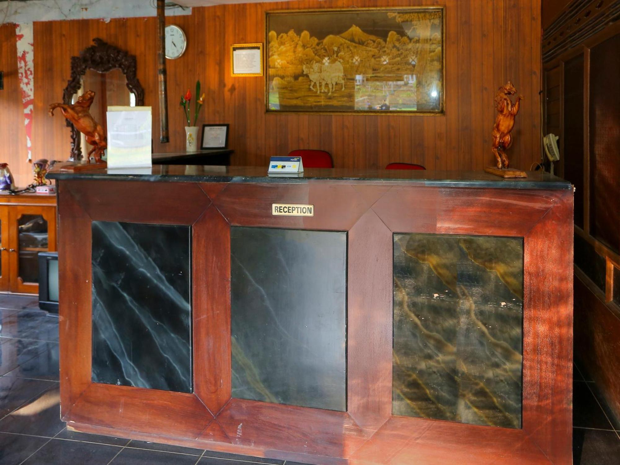Hotel O Puncak Bogor Near Taman Safari Exterior foto
